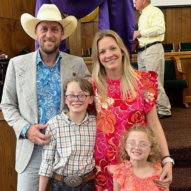The 4Crosses family, four generations of South Texas ranchers